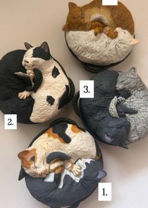 Cuddle Neko Bowl Gatcha