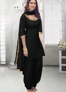 Salee 900 Rs Only BLACK PATIYALA SUIT