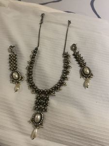 Elegant Pearl Necklace &amp; Earring Set