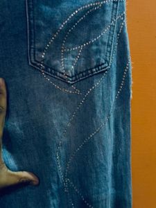 Stylish Wide Leg Jeans with Butterfly Detail