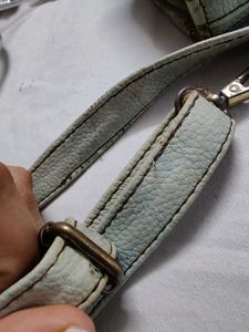 Esbeda- Sling Bag