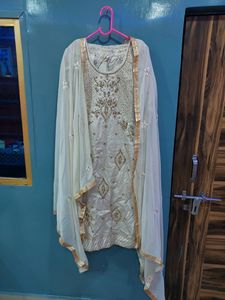 Pakistani Style Kurta Pant Set