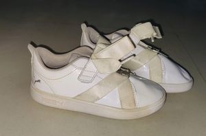 Puma Girls Casual Shoes. Like New. Good Condition