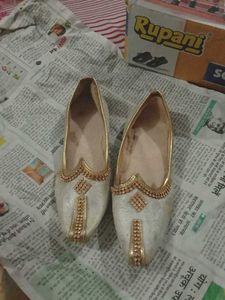 Nagra Juti For Kid's