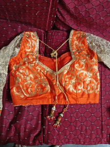 Net Lehnga,net Dupatta,padded Blouse Back Open(size 42 Have Margin Inside ) One Time Use.No Cane Cane . In This Budget You Will Get Fully Stitched Lehenga Complete Look .ready To Wear.