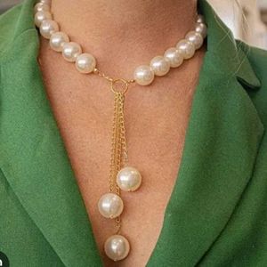 Pearl Cascade Necklace (Free delivery)