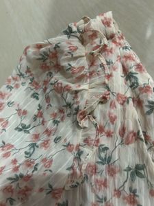 cute floral top