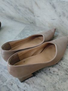 Elegant Nude Pointed Toe Flats