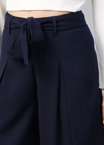 Chic Navy Wide-Leg Culottes with Belt