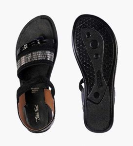 🖤Stylish Black Embellished Flat Sandals
