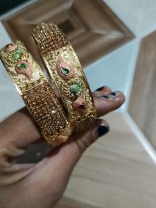 Devi Bangals