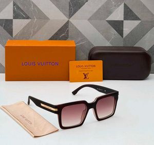 Louis Vuitton Sunglasses - Black Square Frame