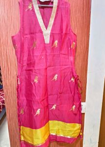 Vibrant Pink Kurta with Bird Embroidery