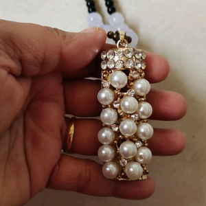 Long  casual necklace