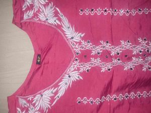 Beautiful Pink Embroidered Kurta