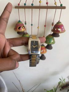 Stylish Two-Tone Analog Watch