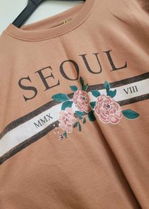 Seoul Graphic Sweatshirt