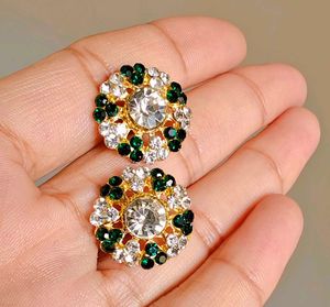 🌿 Green Statement Studs