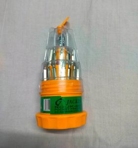 Screwdriver Set With 30 Headers And One Handle