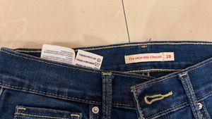 Levis Classic Blue Denim Jeans