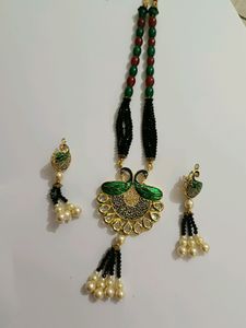 Black Crytal Mala Set