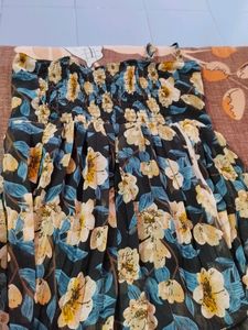 Sleeves Floral Top Xs Size