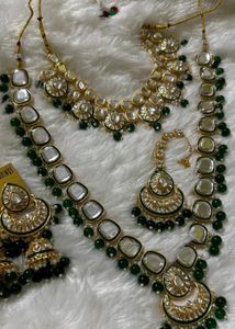 unused premium Stunning Kundan Polki Necklace Set