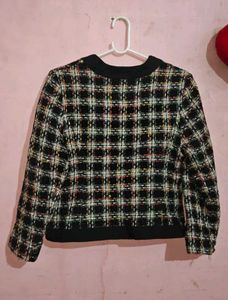 Chic Tweed Cropped Jacket