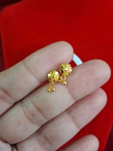 Flower Earrings 🌼 bk fast