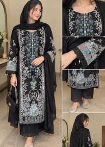 Elegant Black Kurta with Floral Print