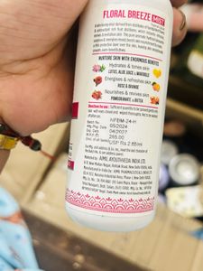 Sale 200₹  Ayouth Veda Floral Breeze Face Mist