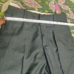 Unused men slim fit formal pant (Size 30)