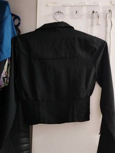 Chic Black Button-Up Cropped Corset Shirt