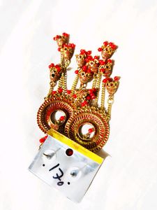 Red Alloy Long Jhumka....🌷