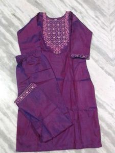 Elegant Purple Kurta Set with Embroidery