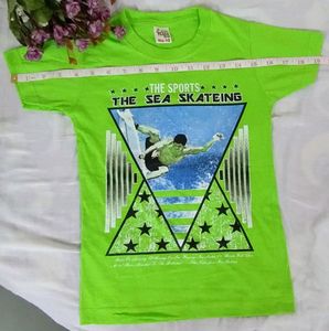 Green "The Sports Sea Skateing" Tee - Size 10