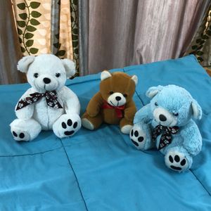Cute Teddy Bear Trio  🧸 🧸🧸