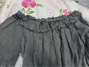 Gingham Off-Shoulder Ruffle Top 32,34
