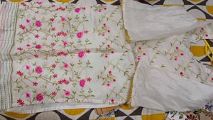 Embroidered Floral Kurti
