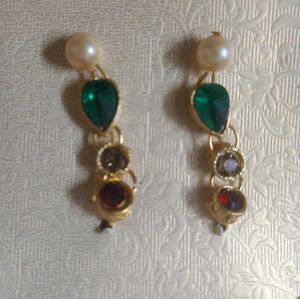 Elegant Pearl &amp; Stone Necklace Set