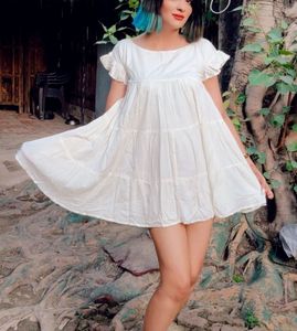 Raisin OFF WHITE SOLID VISCOSE FLARED MINI DRESS