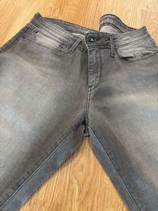 Women Levi's Grey Denim Jeans