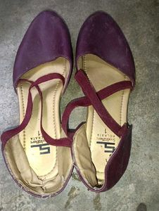 Comfortable  - Set of 2 Pairs