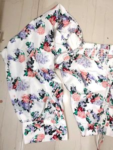 Street Style Store Crop Top For Women