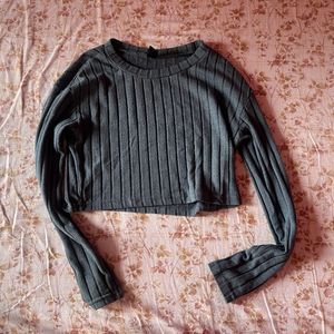 Ribbed Cropped Long Sleeve Top