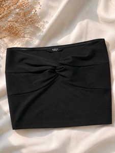 Chic Black Twist Front short Tube Top