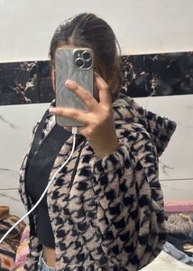 Cozy Houndstooth Fleece Jacket