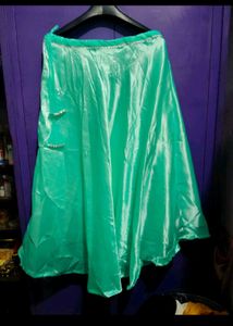 Beautifull Satin Ethnic Skirt size issue