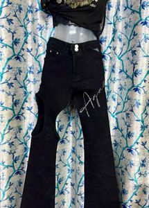 Chic Black Cutout Flare Jeans