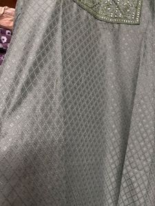 🆕 Elegant Green Embellished Kurta